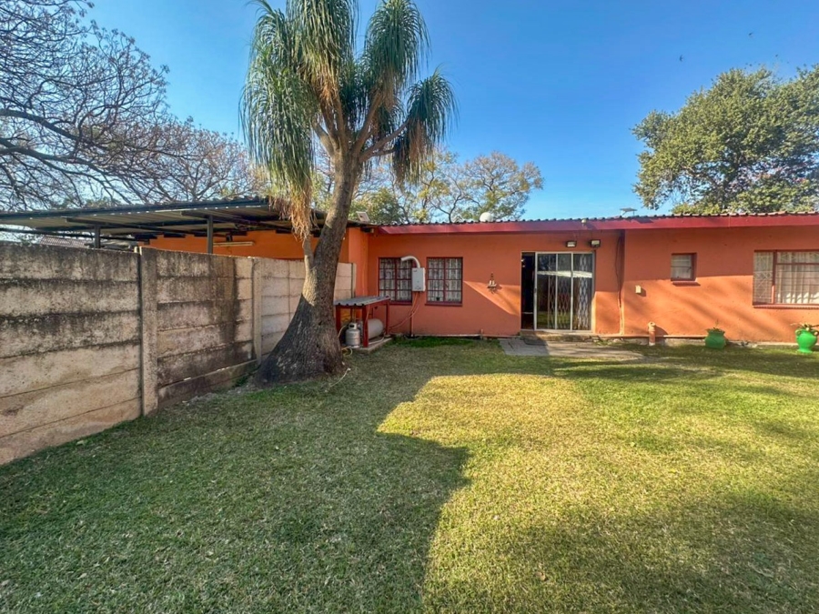 4 Bedroom Property for Sale in De Kroon A H North West